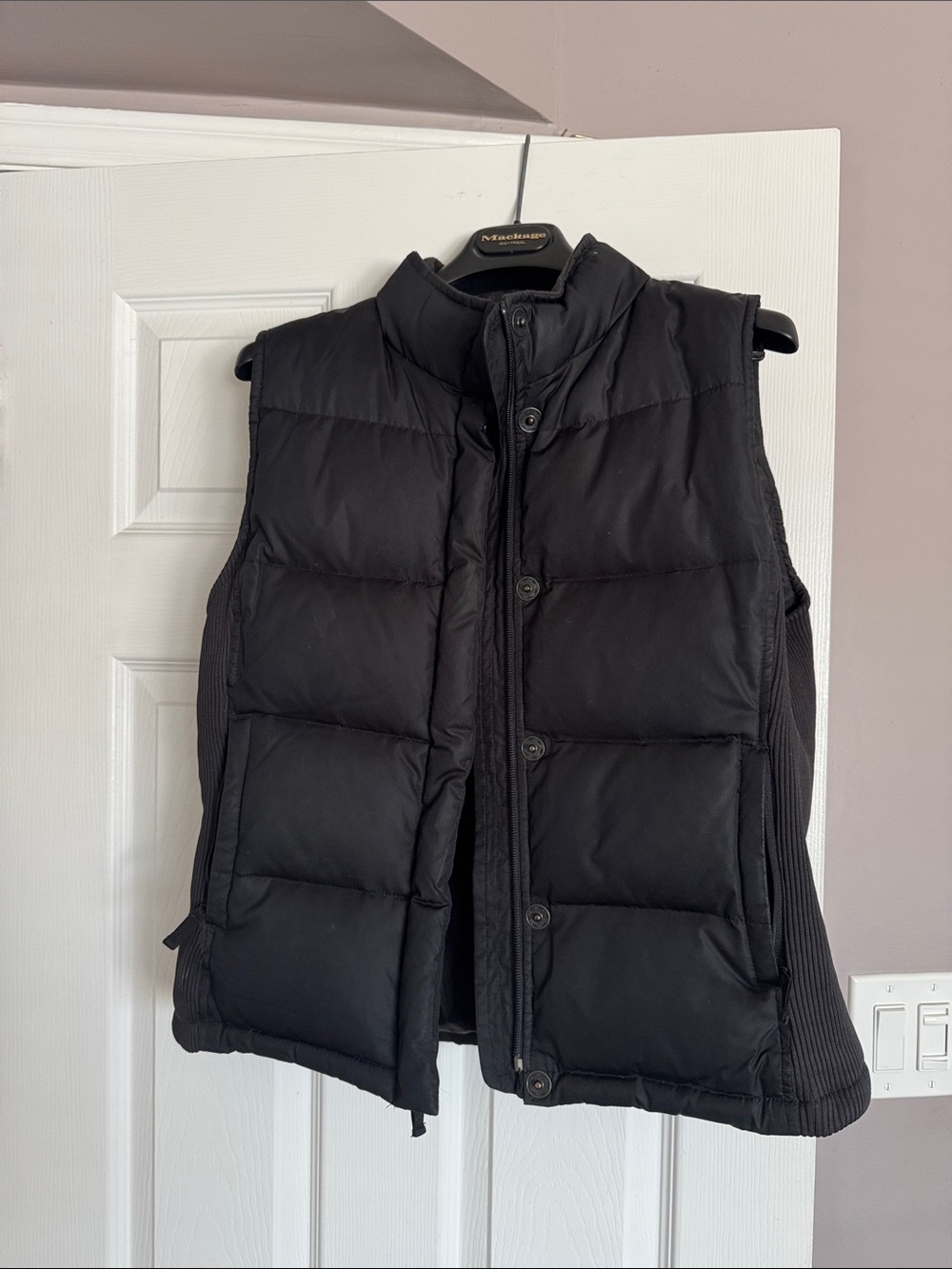 90’s Gap Black Quilted Puffer Vest M